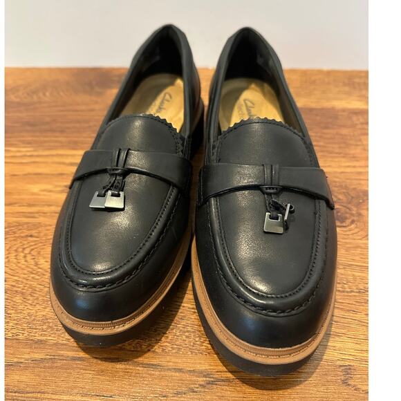 Clarks Collection Westlynn Bella Black Leather Loafers - 8W Classic Style - Picture 3 of 11